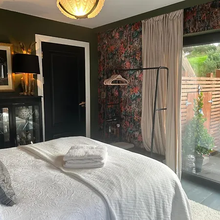 The Ring Apartament Glenties